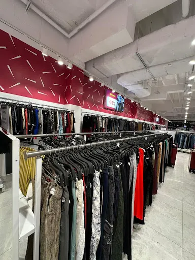 Moda For Less Modna Odzież Używana Pabianice